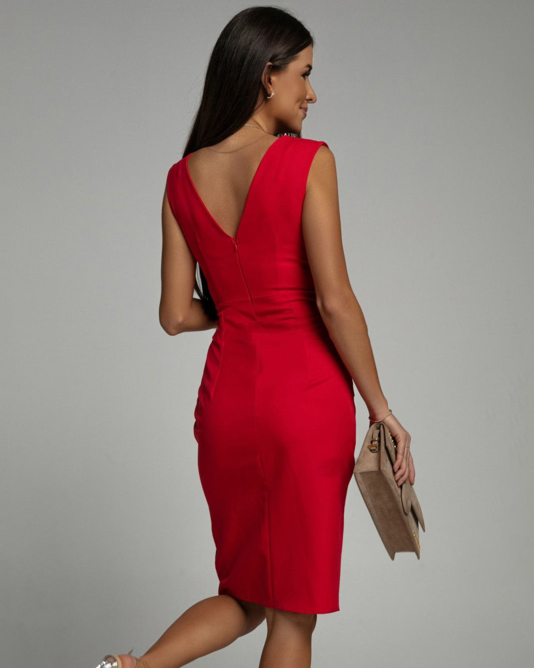 Fresia™ | Fitted Dress with V-Neck and Elegant Split