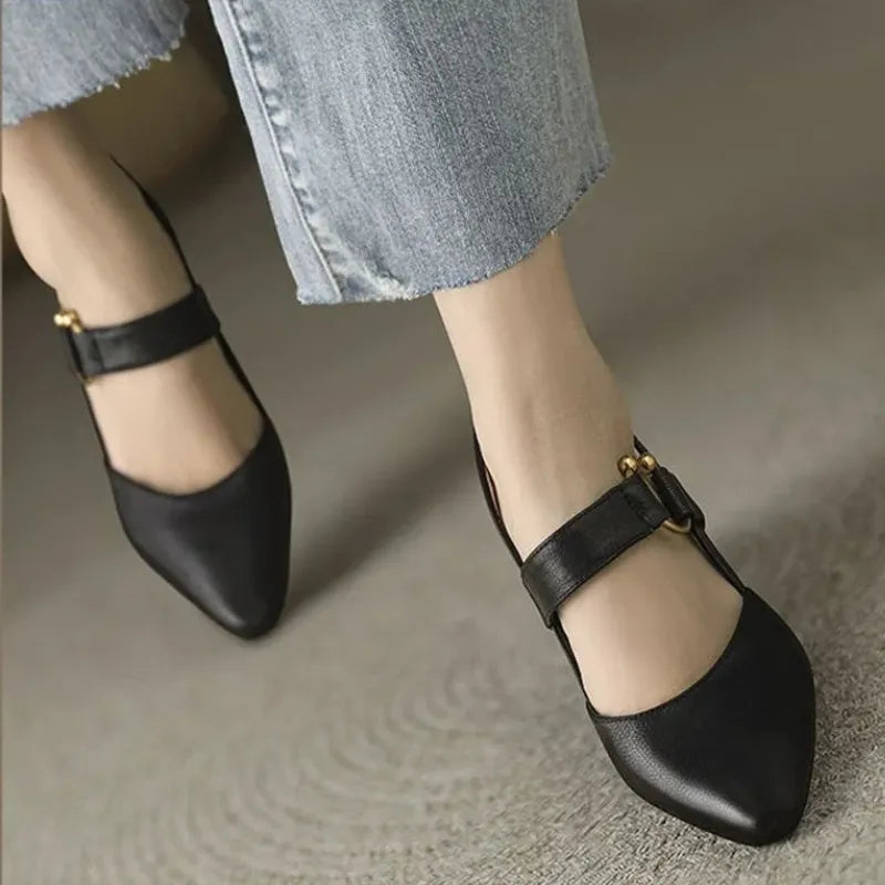 Giadka™ | Comfortable Court Shoes for an Active Lifestyle